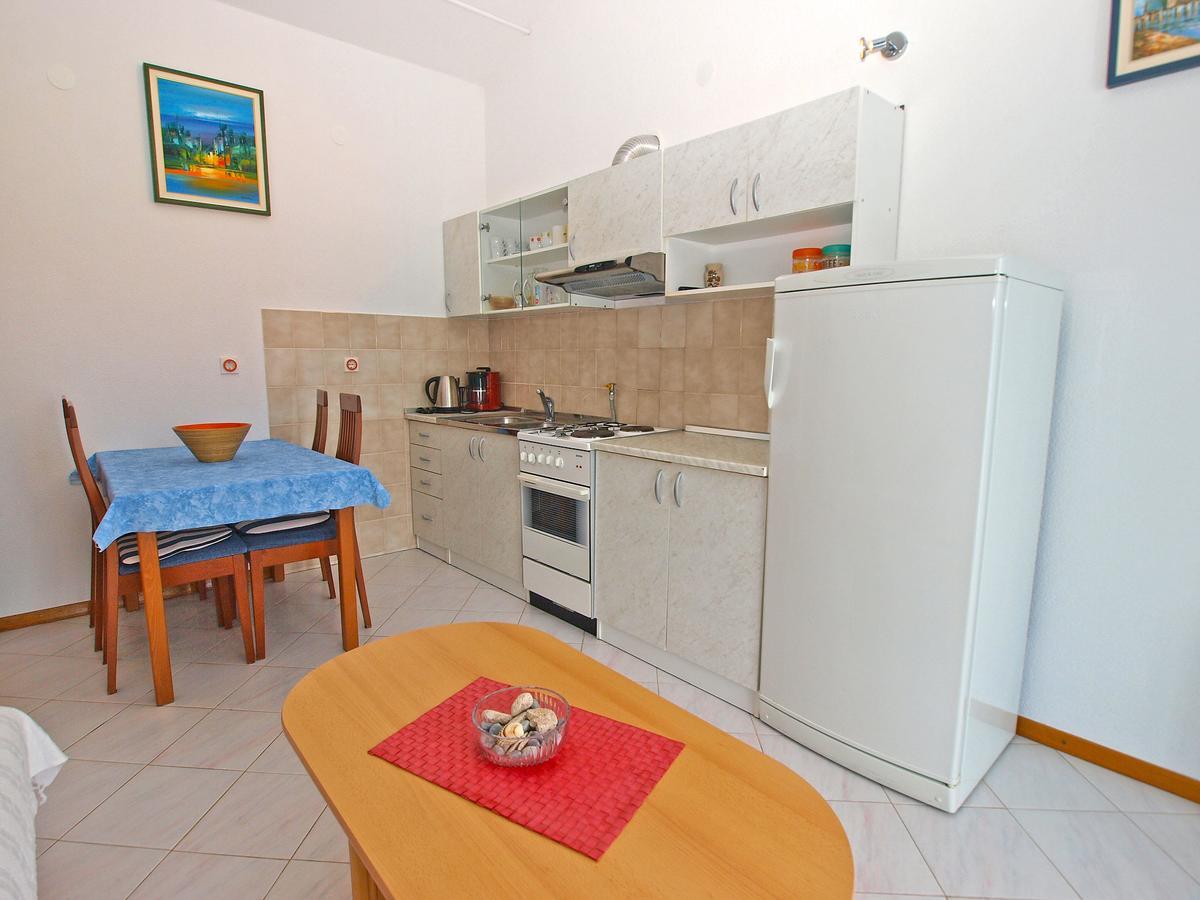 Apartments Slavka 1155 Пула Екстериор снимка