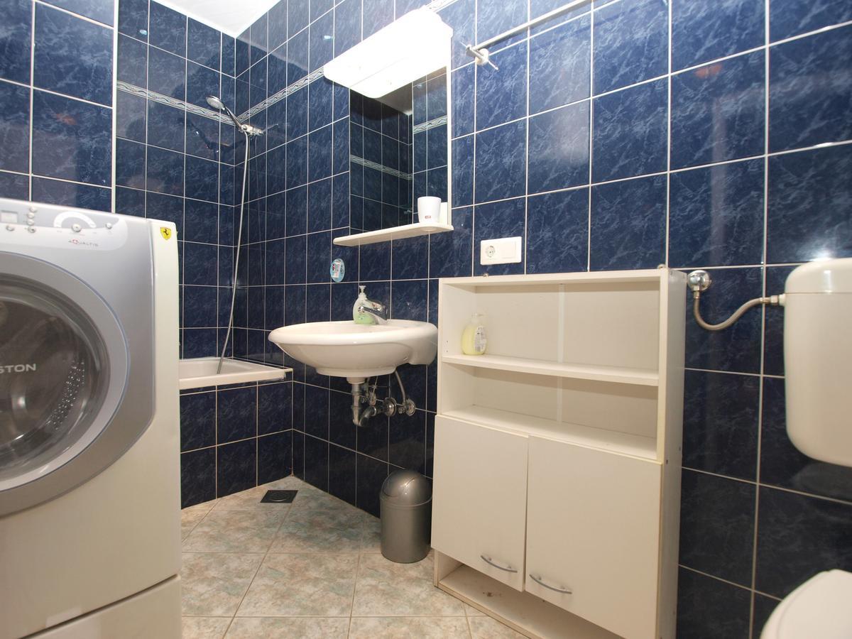 Apartments Slavka 1155 Пула Екстериор снимка